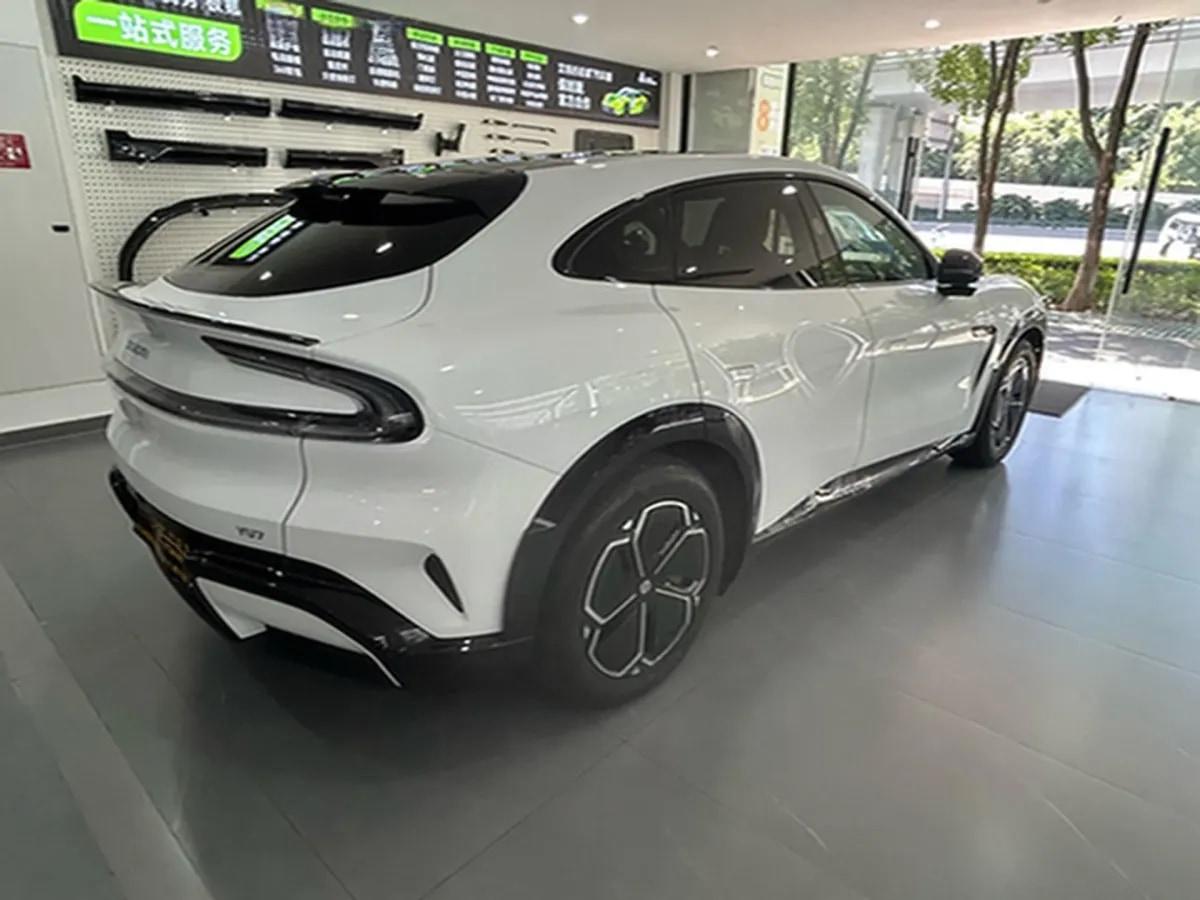 2025 Xiaomi YU7 BEV image 5