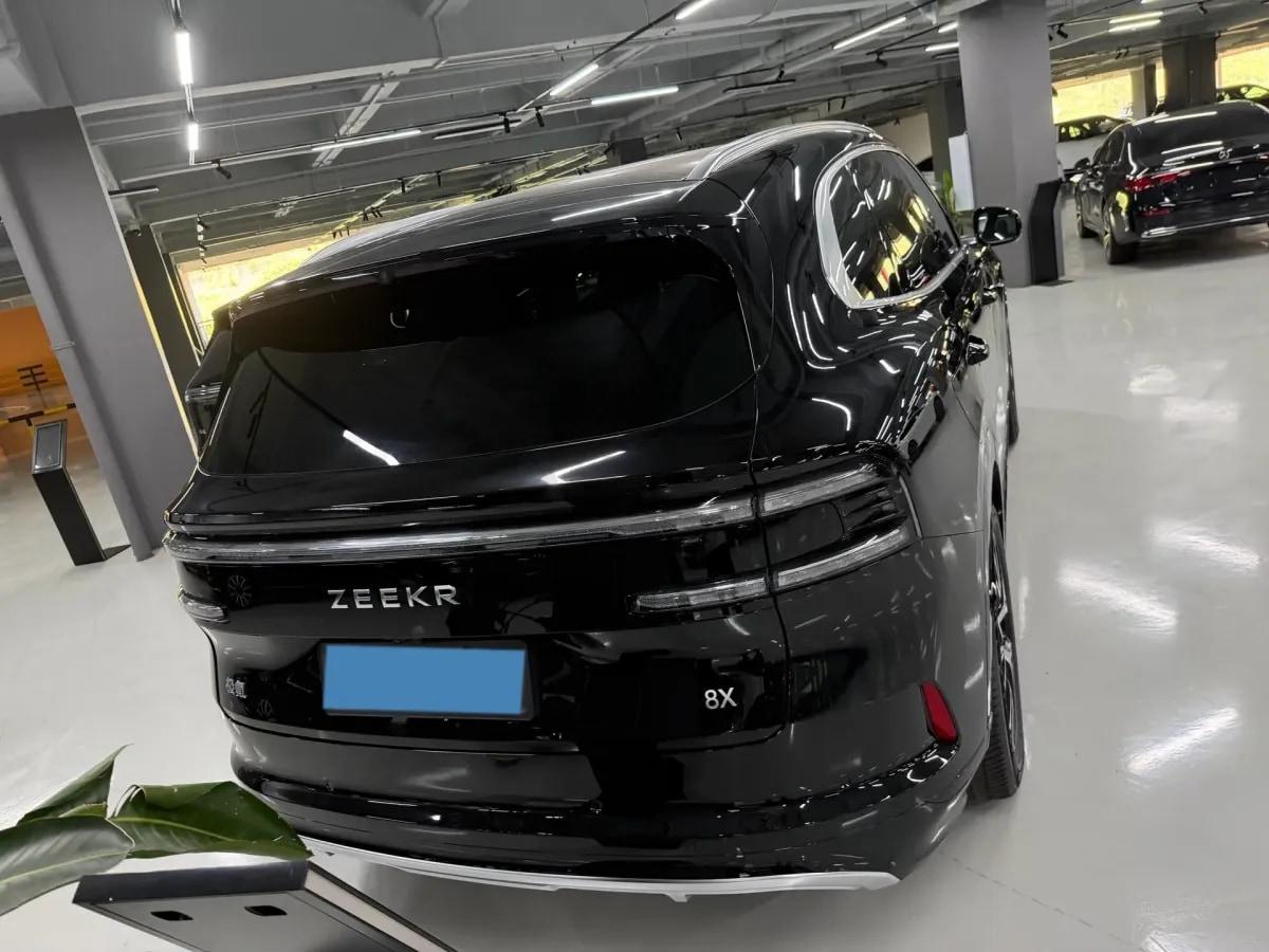 2026 Zeekr 8X 2.0T 279HP L4 1DHT PHEV image 5