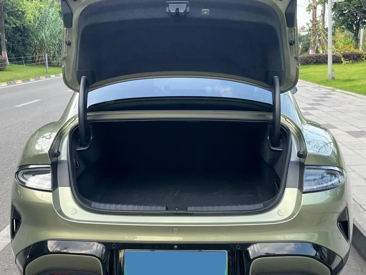 2024 Xiaomi SU7 BEV 73.6KWH image 5