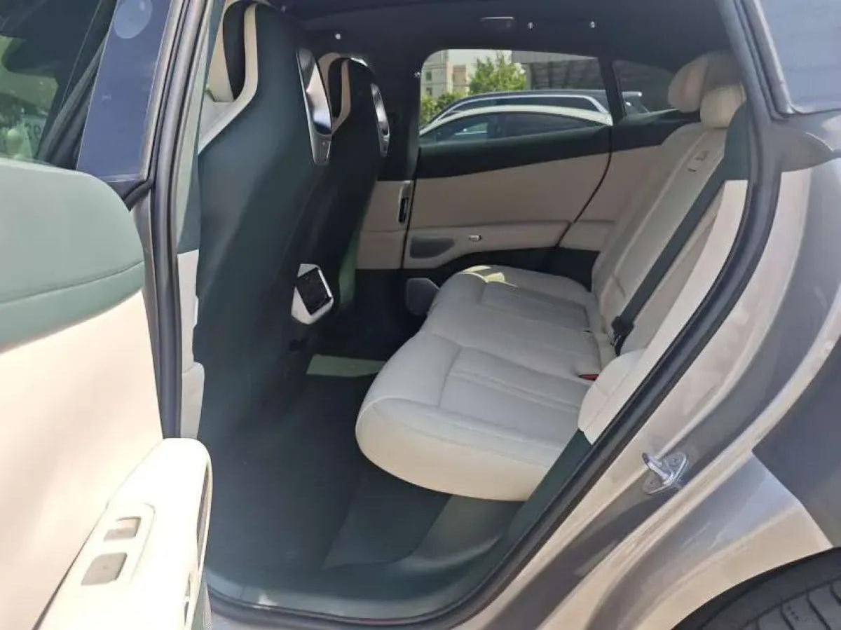 2025 Xiaomi YU7 BEV 101.7KWH 760km image 5