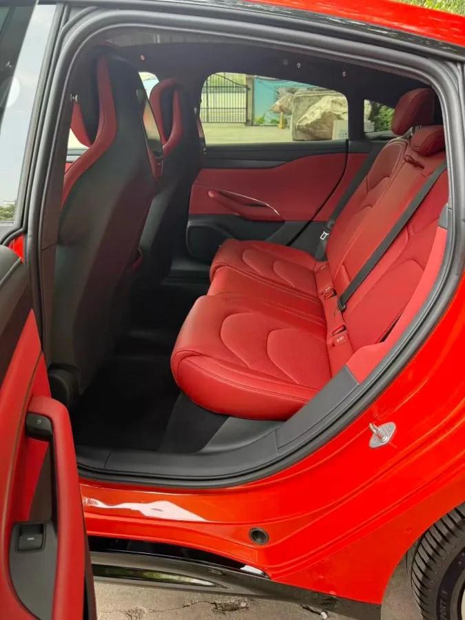 2024 Xiaomi SU7 BEV 73.6KWH image 5