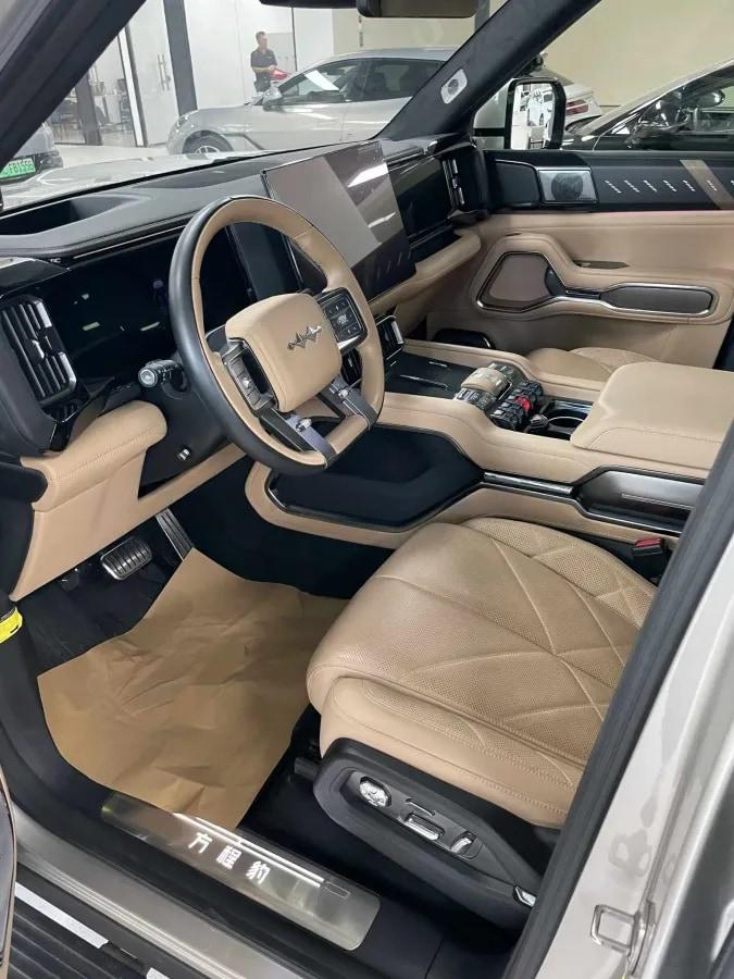 2025 FangChengBao Bao 8 2.0T 245HP L4 E-CVT PHEV 36.8KWH image 5