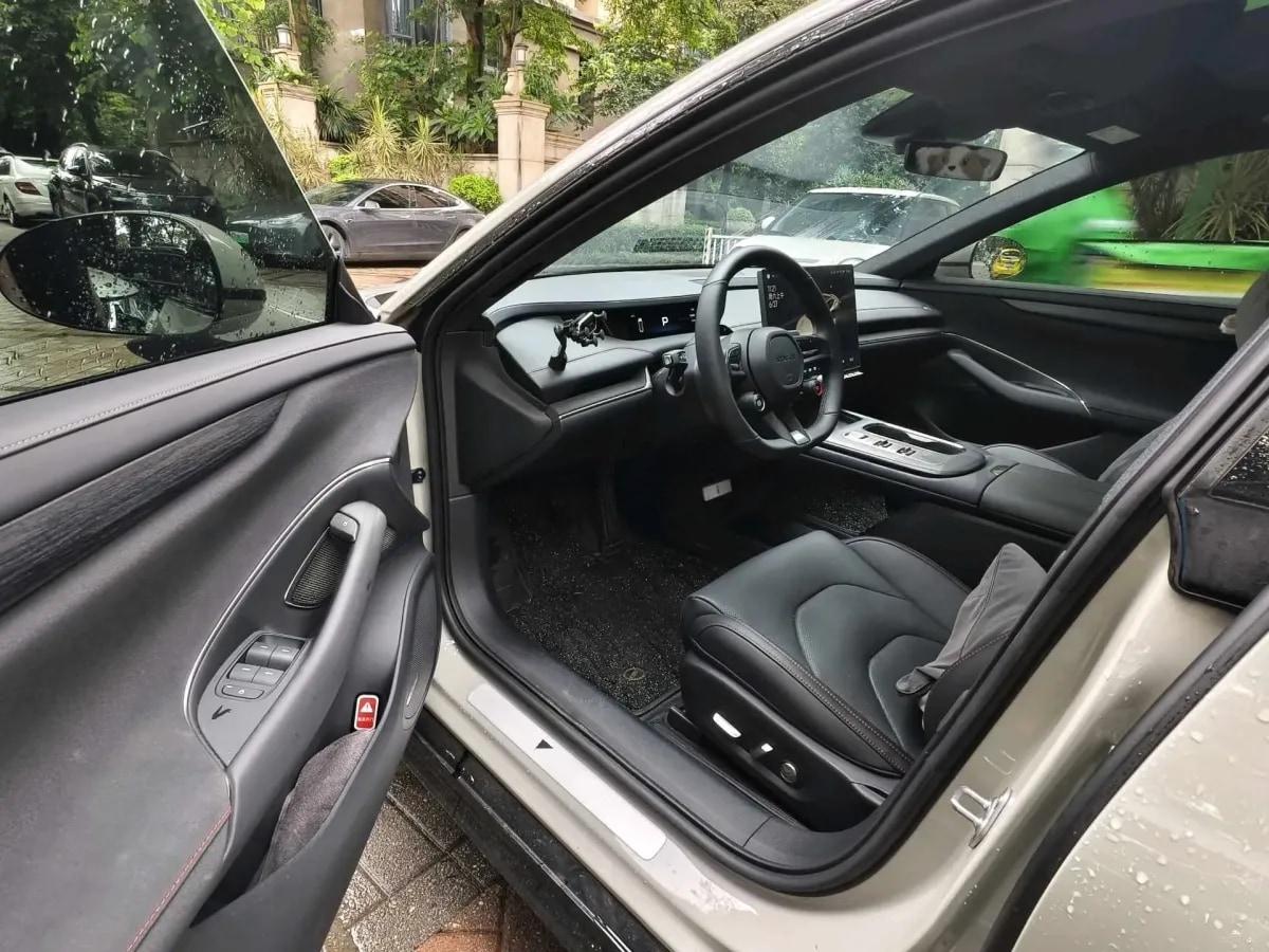 2024 Xiaomi SU7 BEV 73.6KWH image 5