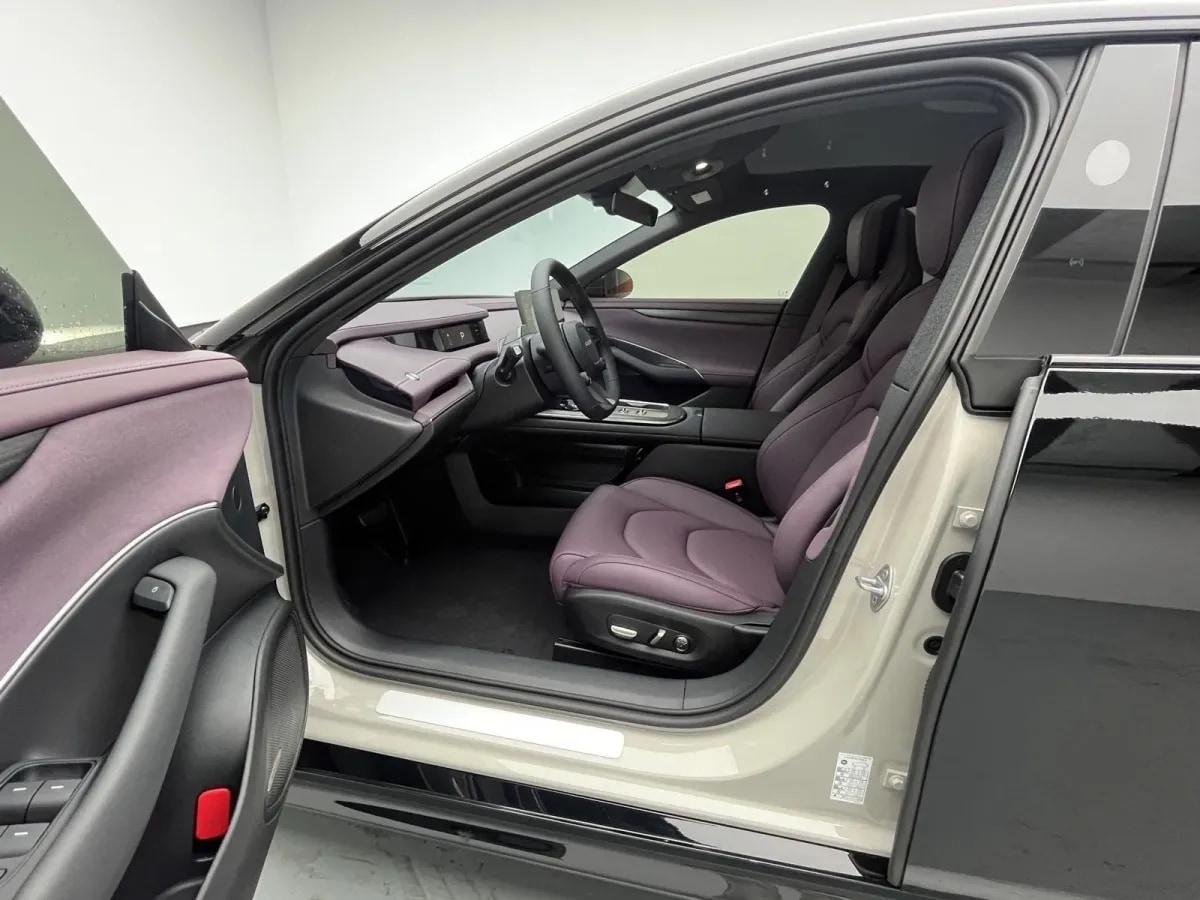 2024 Xiaomi SU7 BEV 73.6KWH image 5