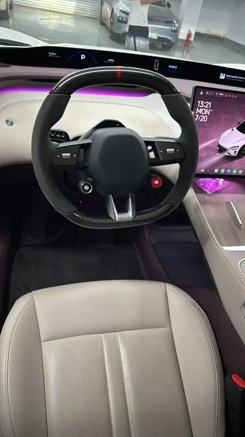 2025 Xiaomi YU7 BEV 101.7KWH image 5