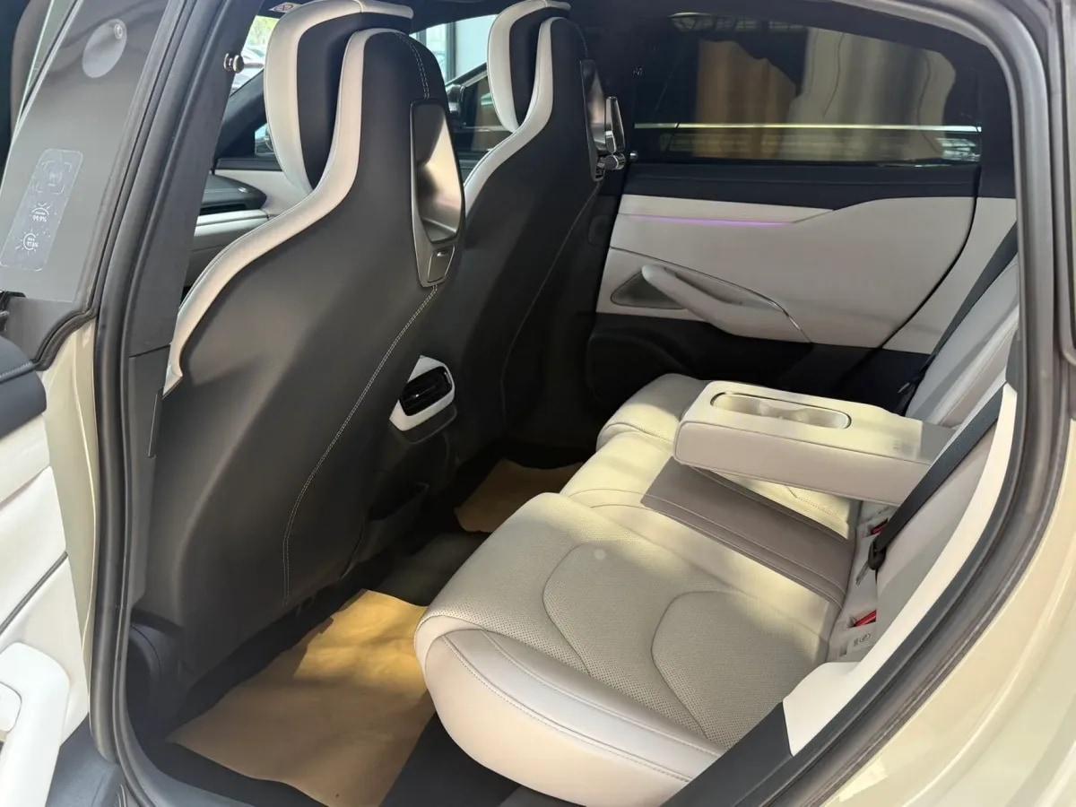 2024 Xiaomi SU7 BEV 101KWH image 5