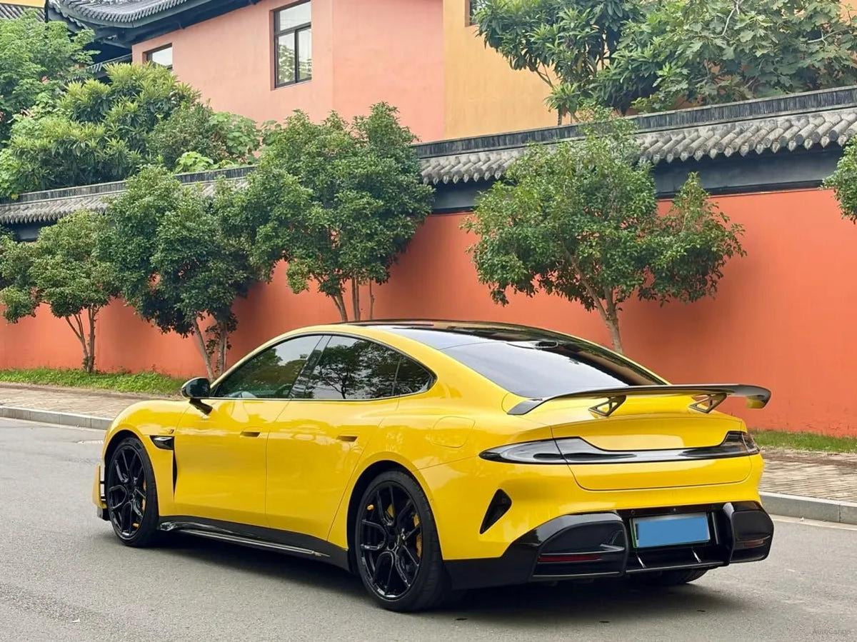 2025 Xiaomi SU7 Ultra BEV 93.7KWH 630km image 5