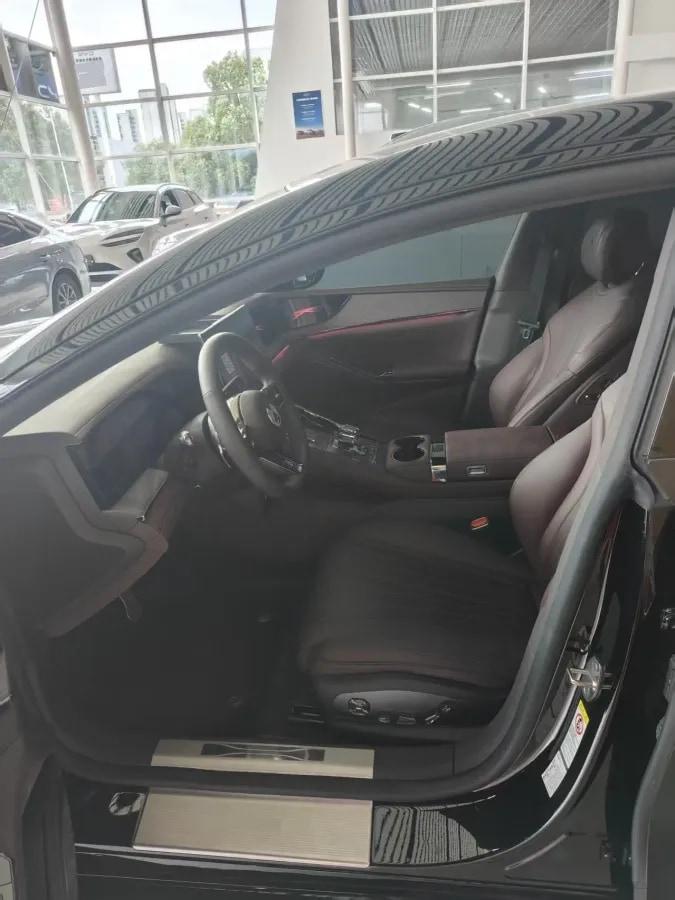 2024 Denza DenzaZ9GT 2.0T 207HP L4 E-CVT PHEV 38.5KWH 201km image 5