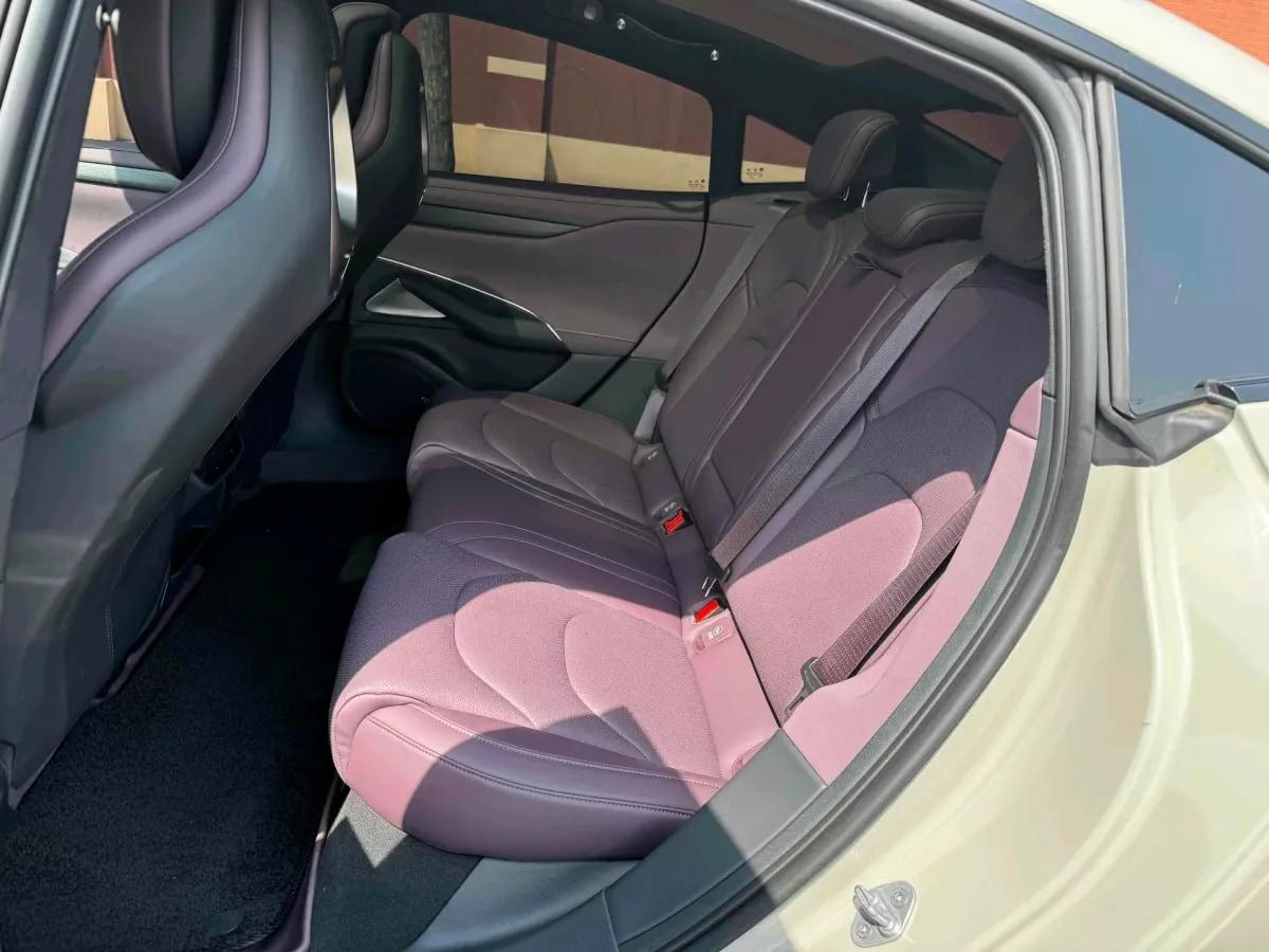 2024 Xiaomi SU7 BEV 101KWH 800km image 5