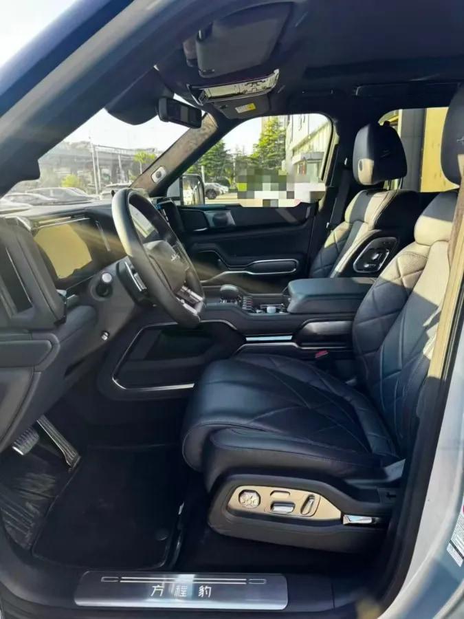 2025 Fang Cheng Bao Bao 8 2.0T 245HP L4 E-CVT PHEV 36.8KWH image 5