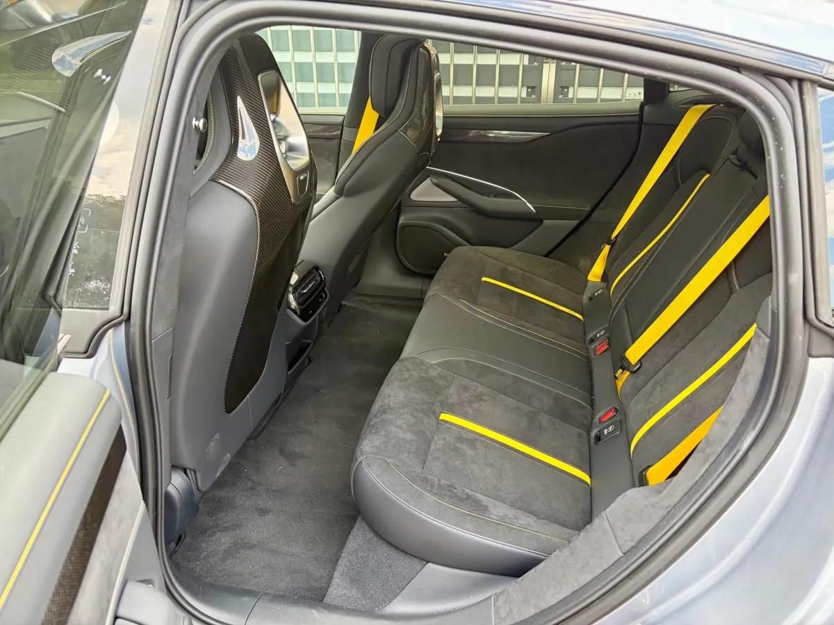 2025 Xiaomi SU7 Ultra BEV 93.7KWH image 5