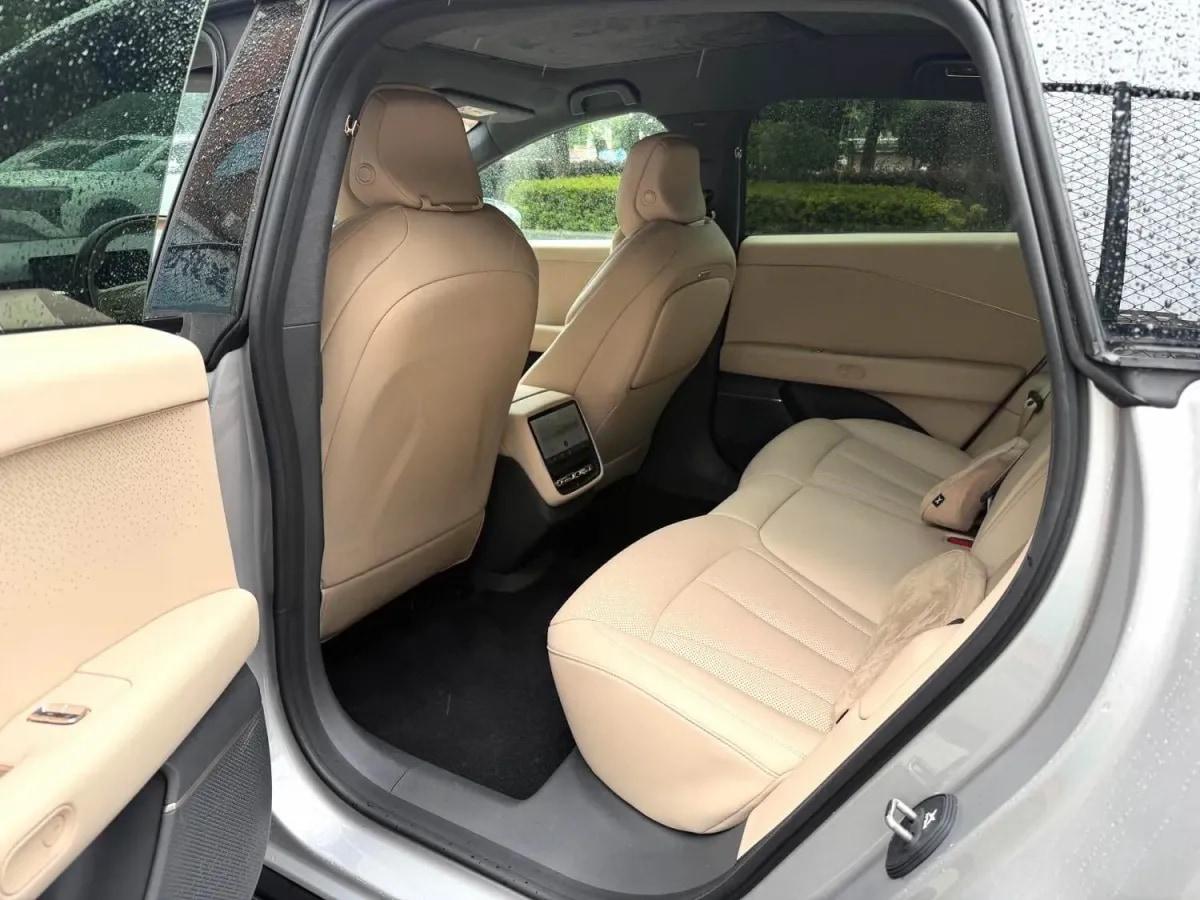 2025 Xiaomi YU7 BEV 96.3KWH 835km image 5