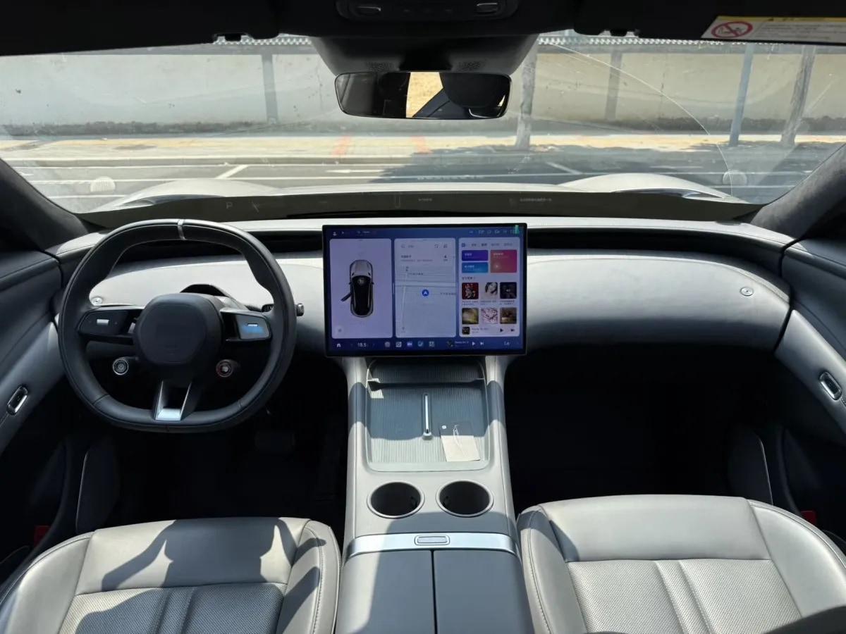 2025 Xiaomi YU7 BEV 101.7KWH 760km image 5
