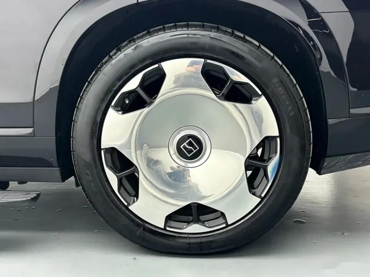 2025 Zeekr 9X 2.0T 279HP L4 1DHT PHEV 70KWH 355km image 5