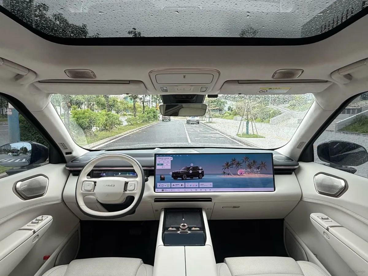 2025 LYNK&CO 900 2.0T 254HP L4 3DHT PHEV image 5
