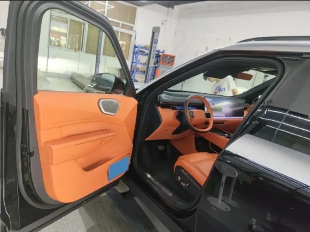 2025 LYNK&CO 900 2.0T 254HP L4 3DHT PHEV 52.38KWH 280km image 5