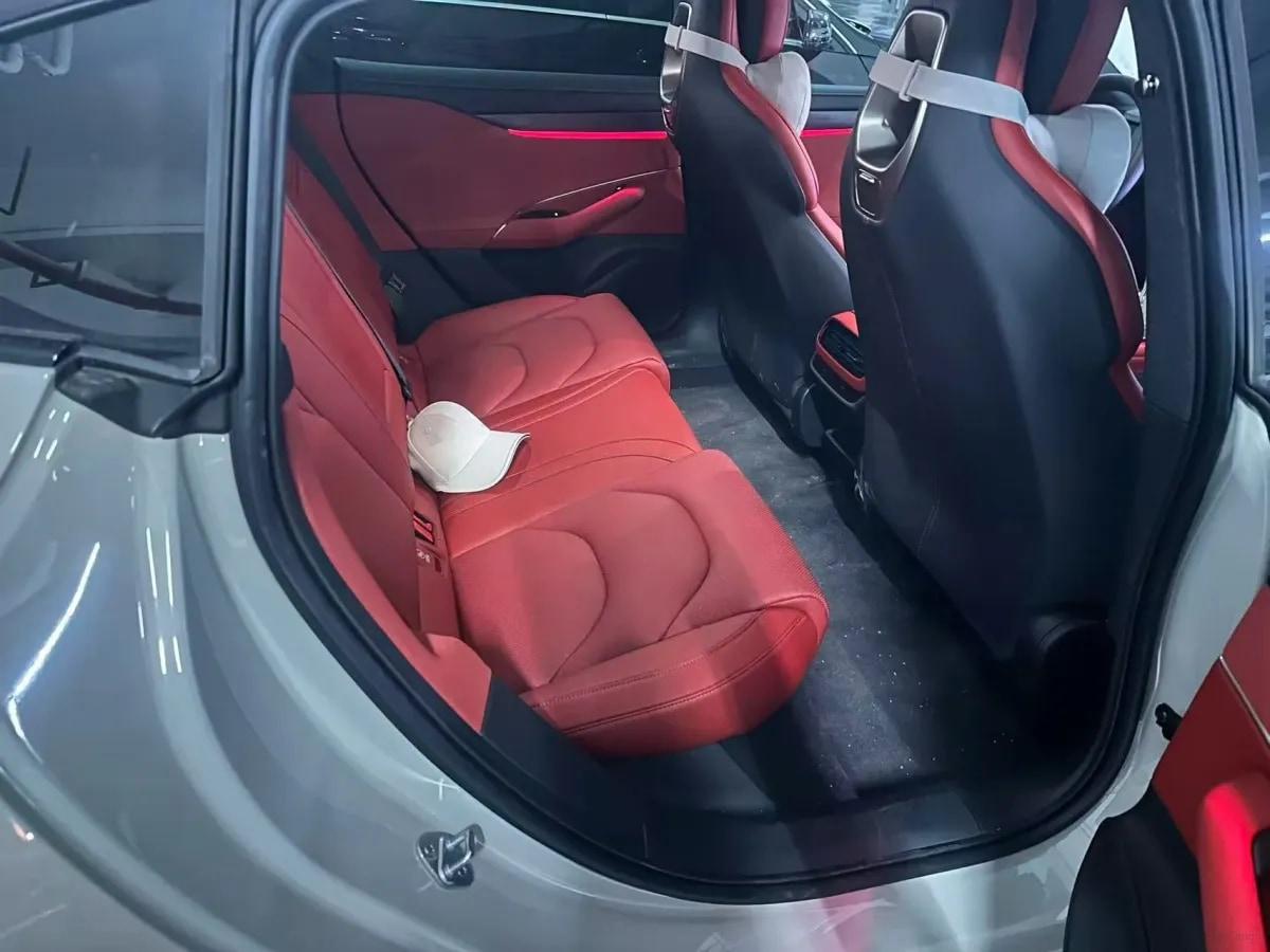 2024 Xiaomi SU7 BEV 94.3KWH 830km image 5