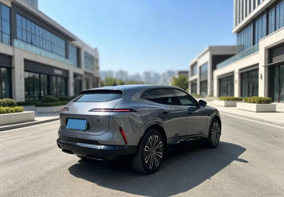 2024 Avatr 07 1.5T 156HP L4 REEV 39.05KWH 230km image 5