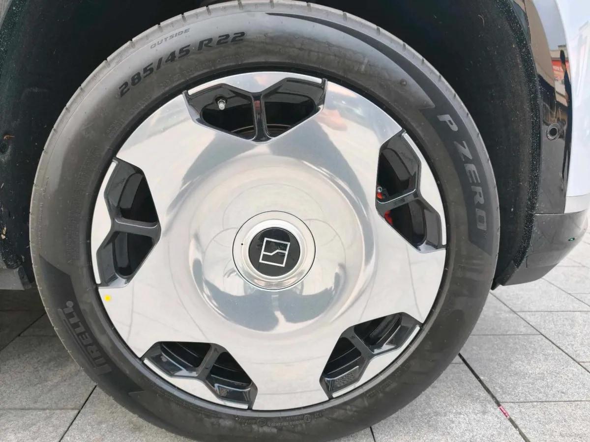 2025 Zeekr 9X 2.0T 279HP L4 1DHT PHEV 55KWH 288km image 5