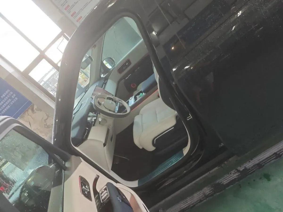 2025 Zeekr 9X 2.0T 279HP L4 1DHT PHEV 70KWH 355km image 5