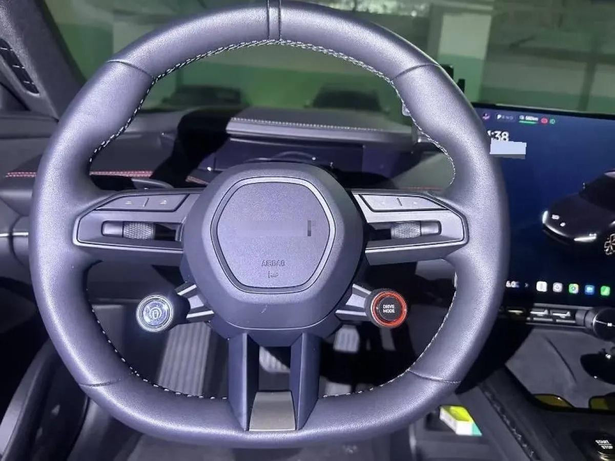 2024 Xiaomi SU7 BEV 94.3KWH 830km image 5