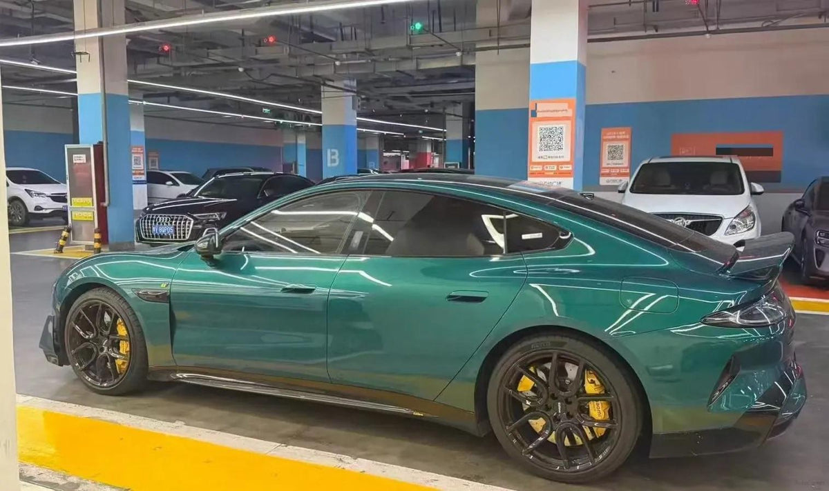2025 Xiaomi SU7 Ultra BEV 93.7KWH 630km image 5
