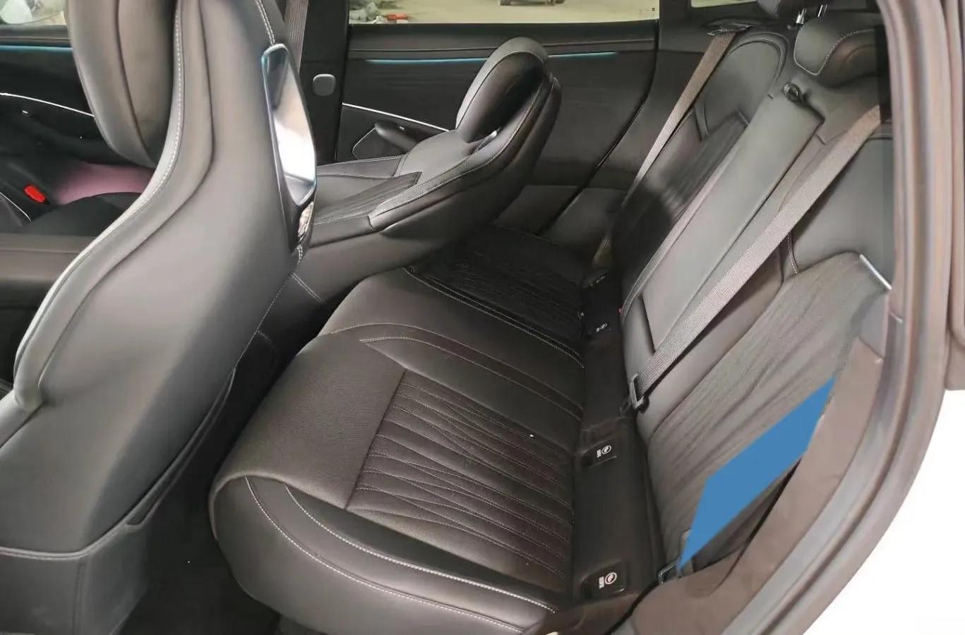 2026 Xiaomi SU7 BEV 101.7KWH 835km image 5