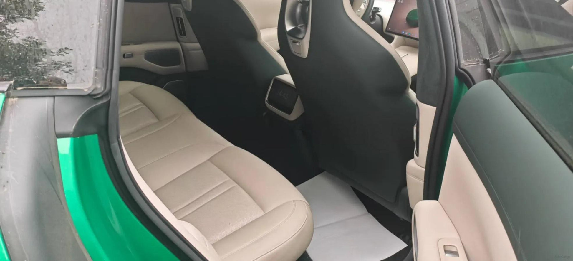 2025 Xiaomi YU7 BEV 96.3KWH image 5