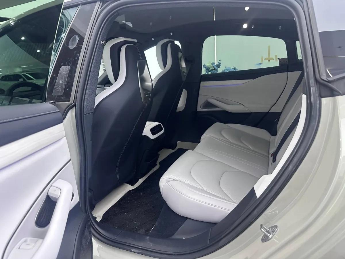 2024 Xiaomi SU7 BEV 73.6KWH 700km image 5