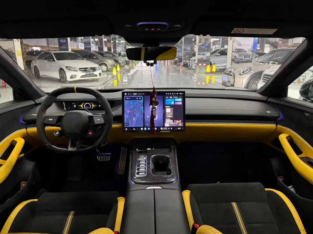 2025 Xiaomi SU7 Ultra BEV 93.7KWH 630km image 5