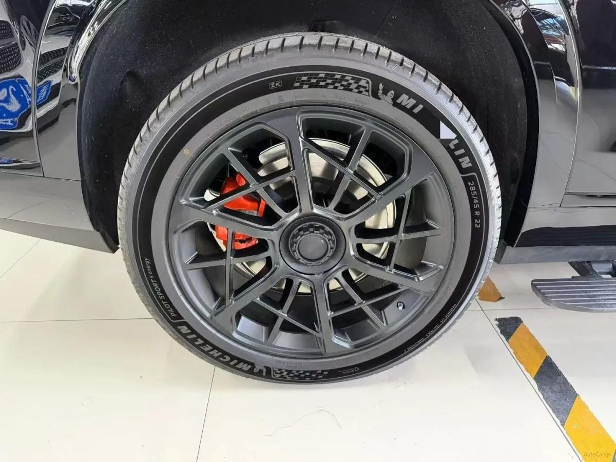 2025 Zeekr 9X 2.0T 279HP L4 1DHT PHEV image 5