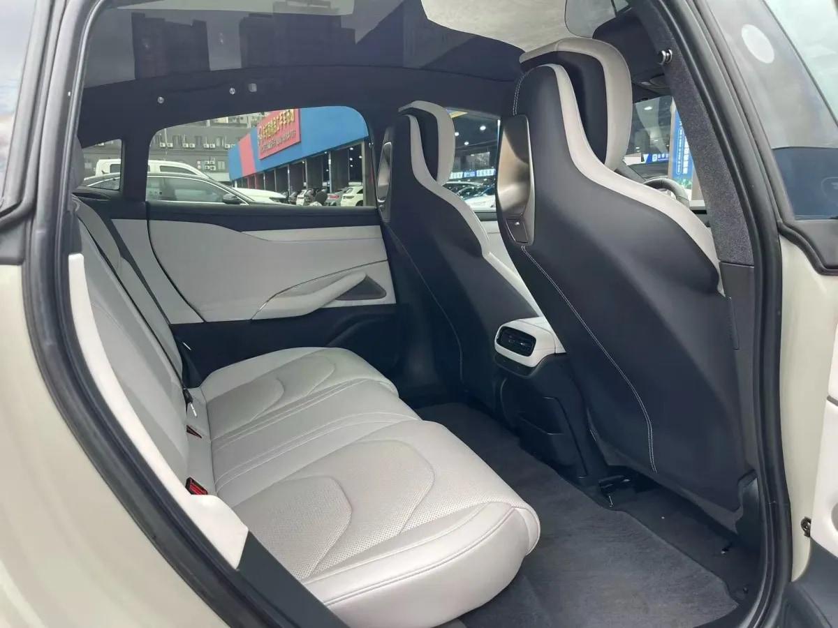 2024 Xiaomi SU7 BEV 73.6KWH image 5