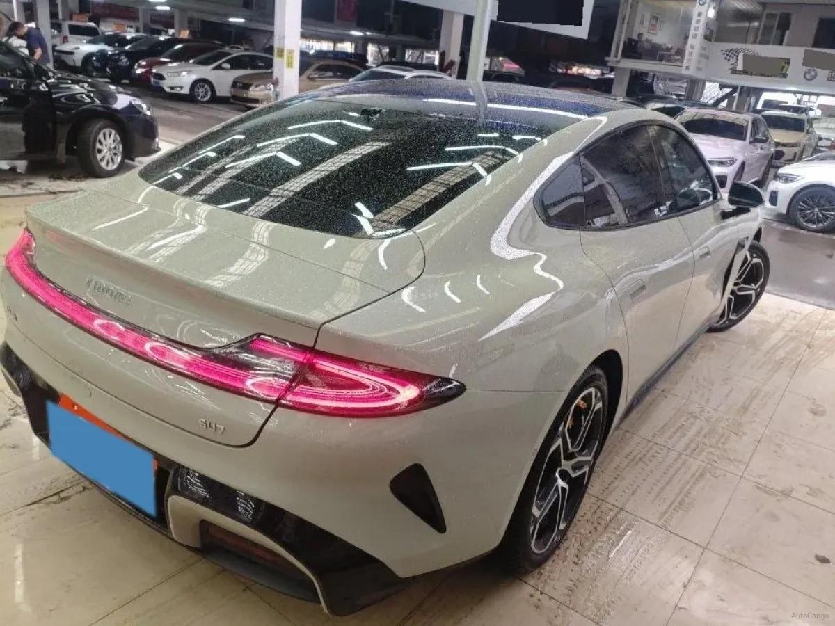 2024 Xiaomi SU7 BEV 73.6KWH image 5