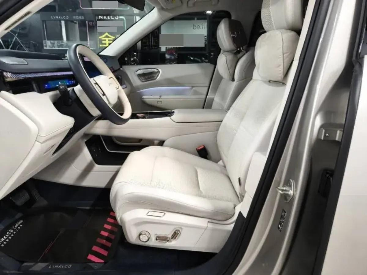 2025 LYNK&CO 900 2.0T 254HP L4 3DHT PHEV 52.38KWH 280km image 5