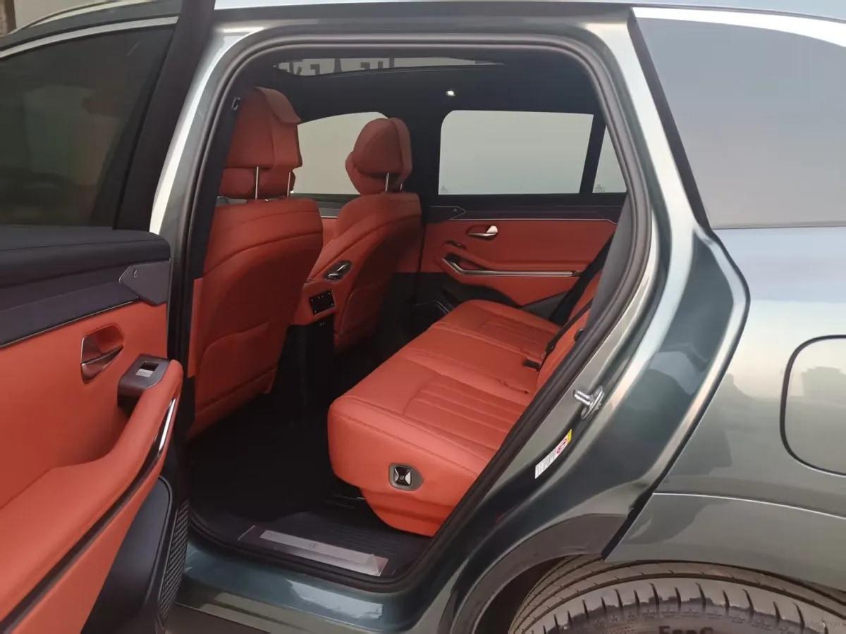 2025 BYD Tang L 1.5T 156HP L4 E-CVT PHEV 35.6KWH 175km image 5