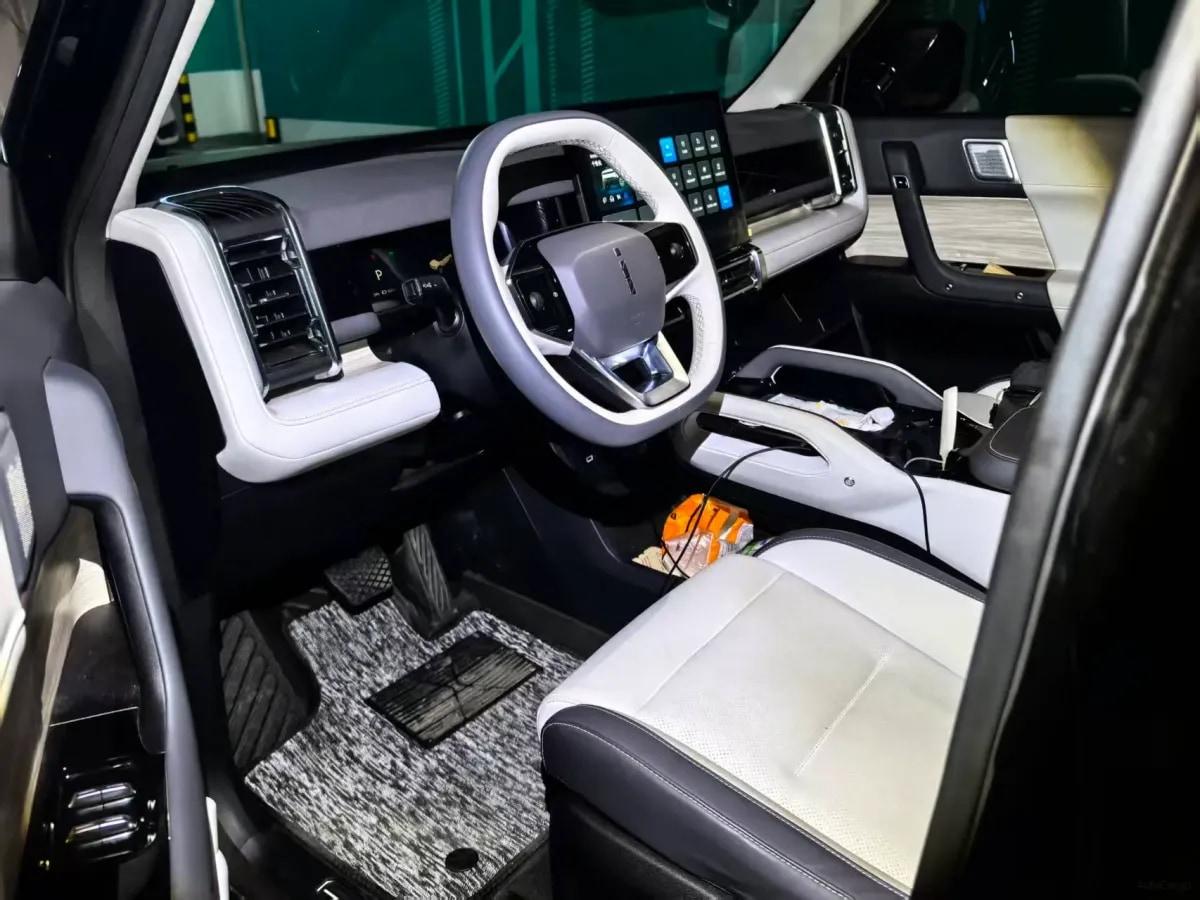 2024 iCAR iCAR 03 BEV 65.69KWH image 5