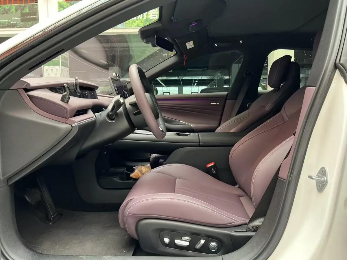 2026 Xiaomi SU7 BEV 96.3KWH 902km image 5
