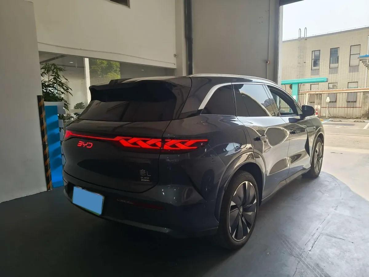 2025 BYD Tang L BEV 100.5KWH 600km image 5