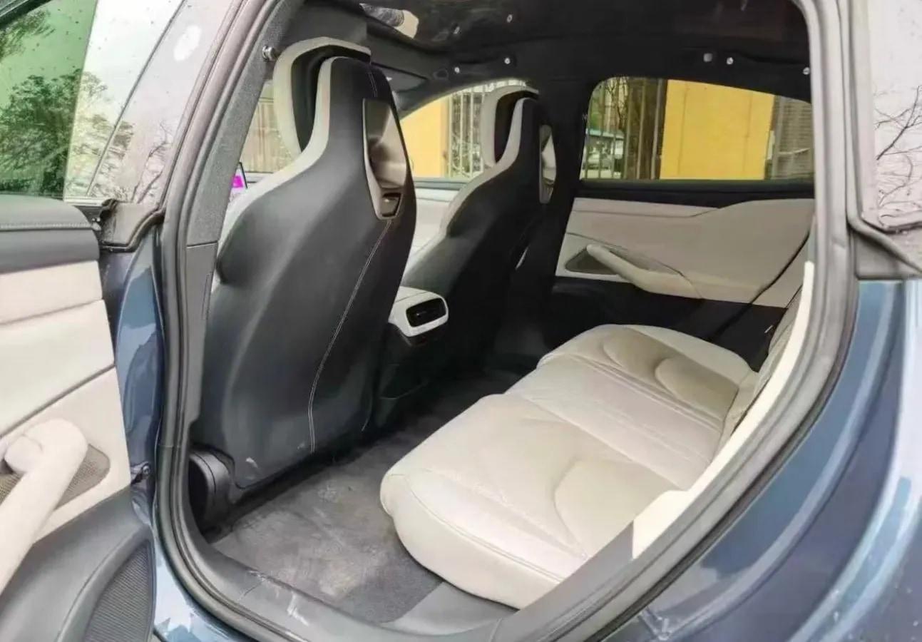 2024 Xiaomi SU7 BEV 94.3KWH image 5
