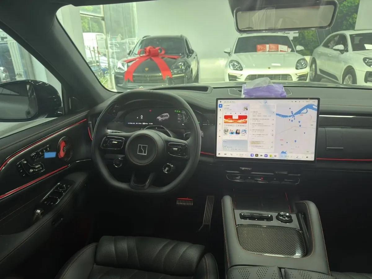 2026 Zeekr 8X 2.0T 279HP L4 1DHT PHEV 70KWH 330km image 5