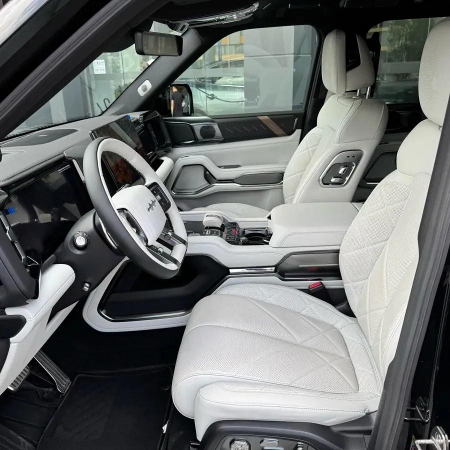 2025 Fang Cheng Bao Bao 8 2.0T 245HP L4 E-CVT PHEV 36.8KWH image 5