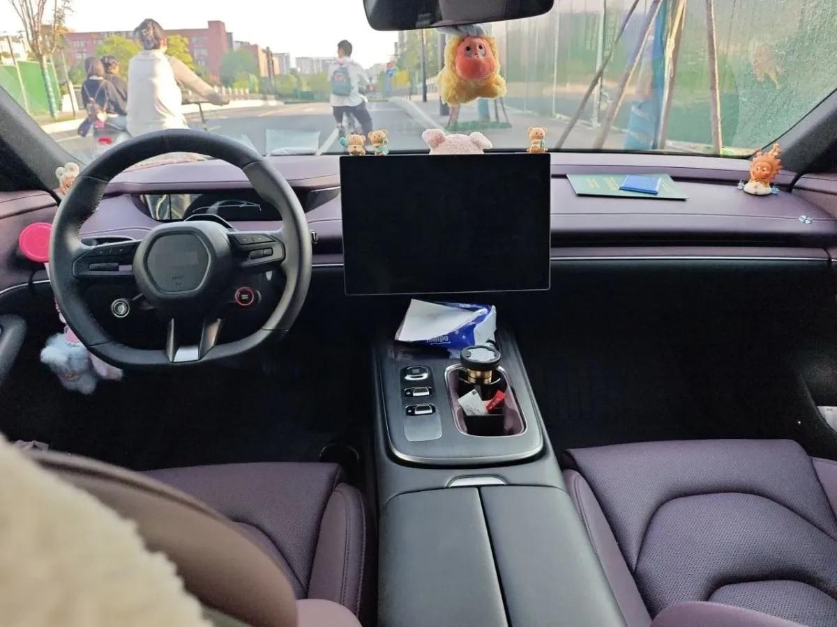 2024 Xiaomi SU7 BEV 73.6KWH 700km image 5