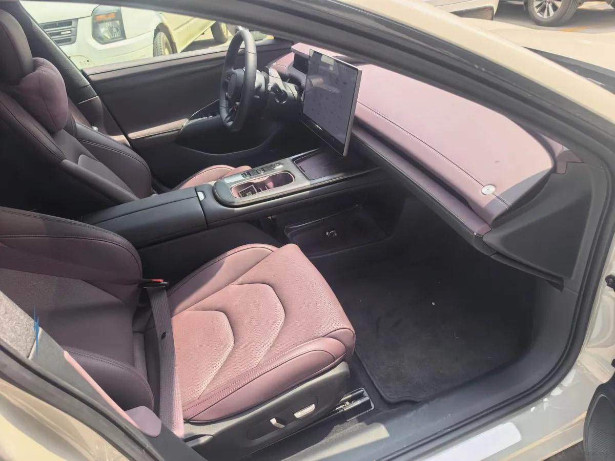 2024 Xiaomi SU7 BEV 73.6KWH image 5