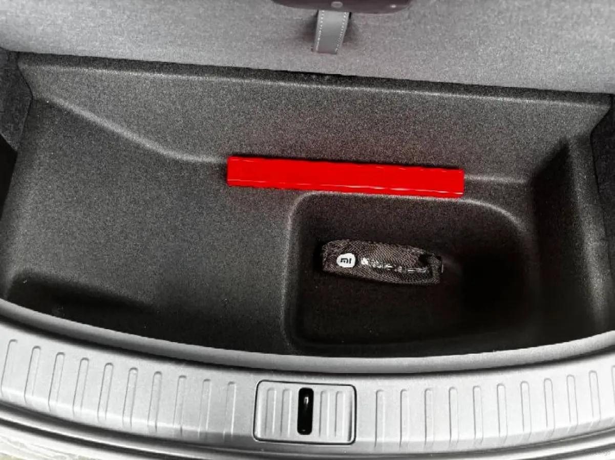 2025 Xiaomi YU7 BEV 101.7KWH 760km image 5