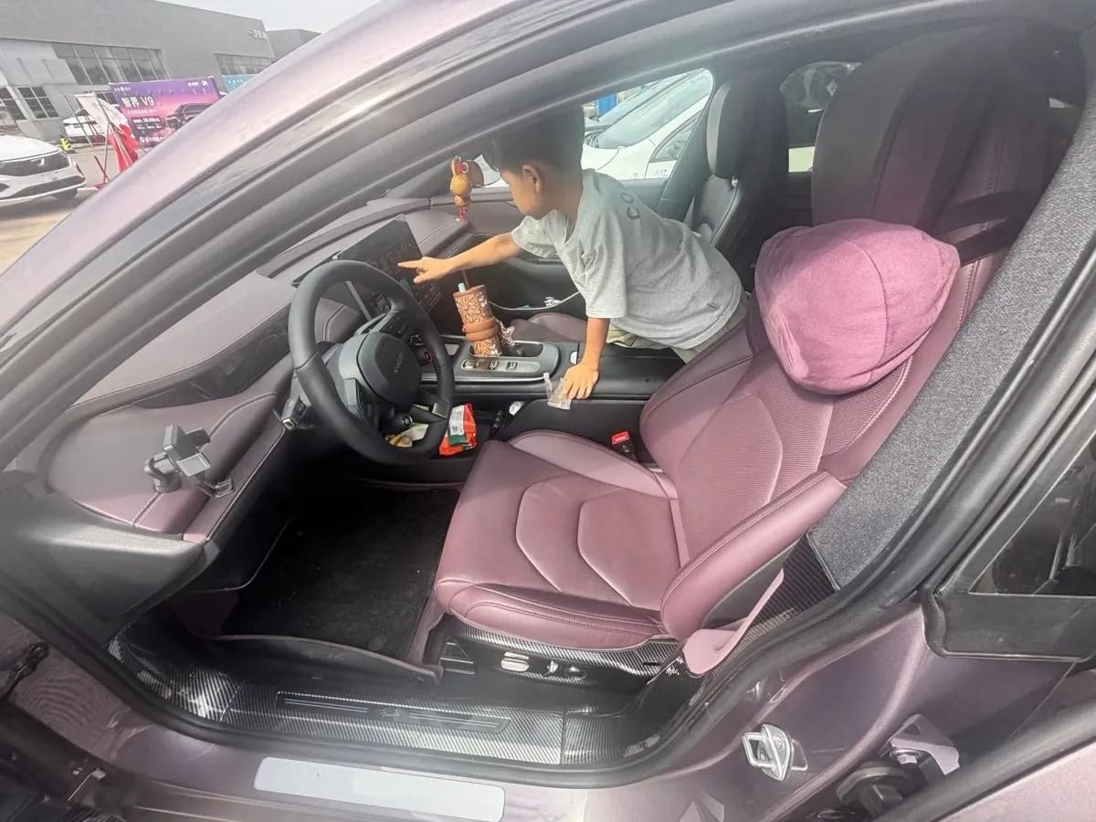 2024 Xiaomi SU7 BEV 73.6KWH 700km image 5