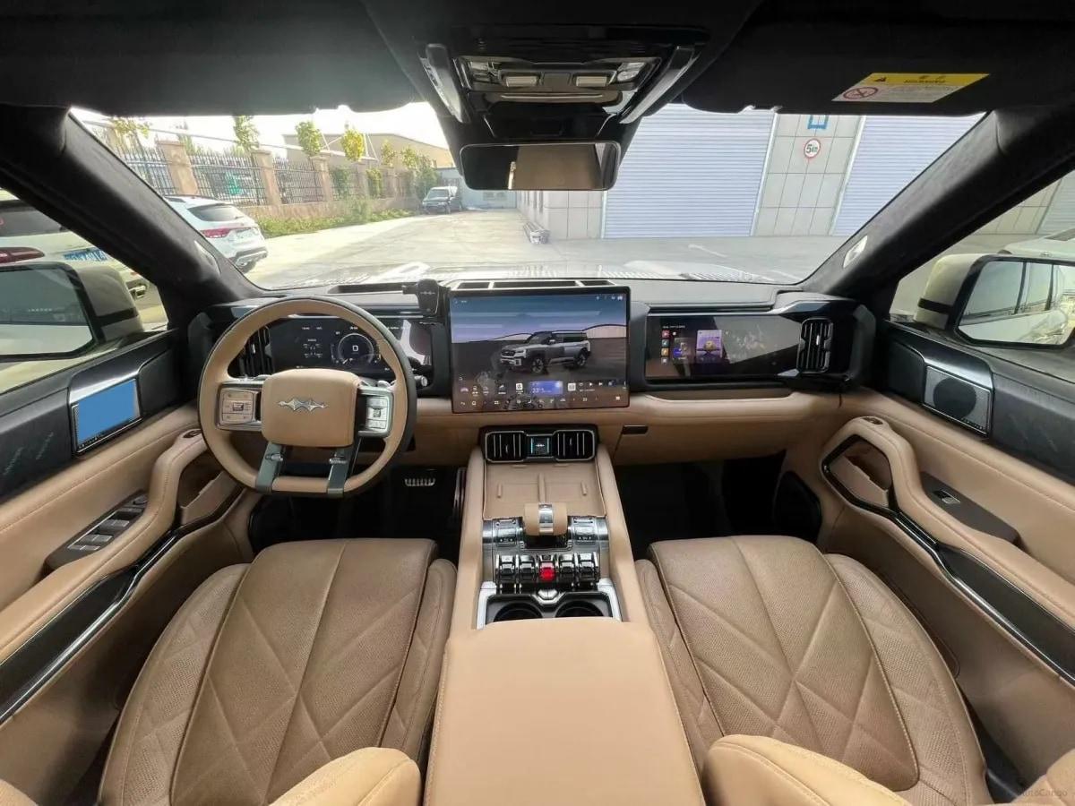 2025 Fang Cheng Bao Bao 8 2.0T 245HP L4 E-CVT PHEV 36.8KWH image 5