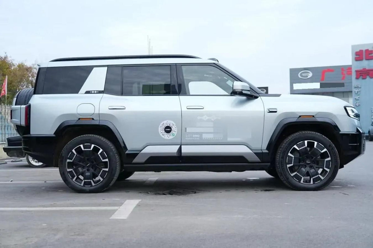 2025 Fang Cheng Bao Bao 8 2.0T 245HP L4 E-CVT PHEV 36.8KWH image 5