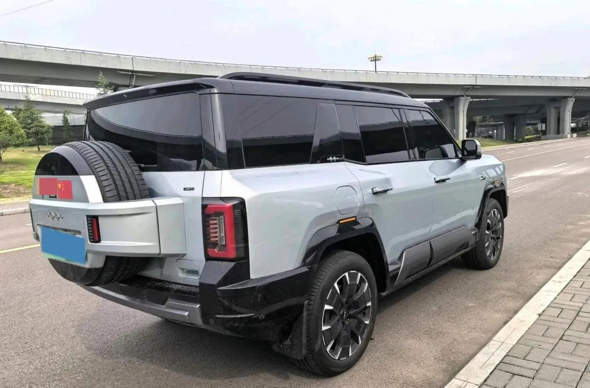 2025 FangChengBao Bao 8 2.0T 245HP L4 E-CVT PHEV 36.8KWH image 5