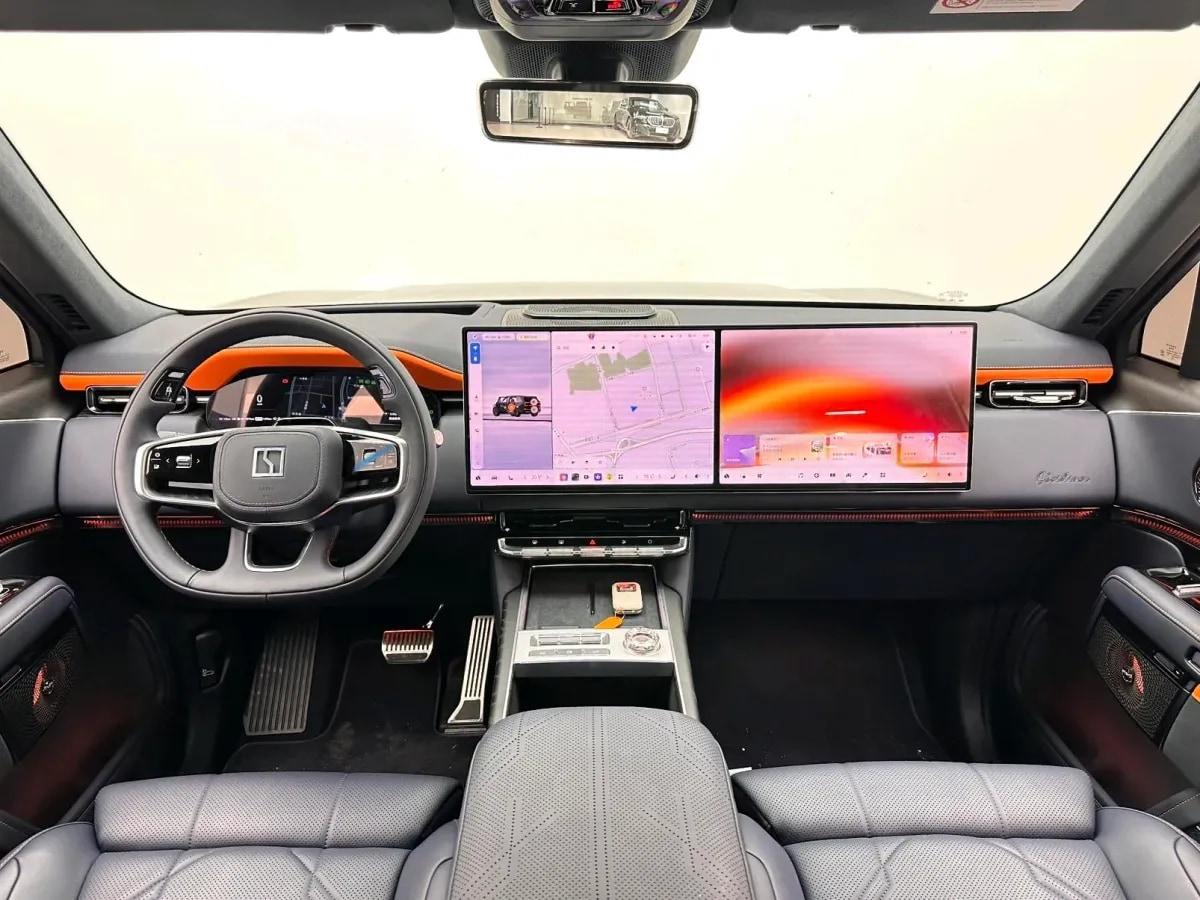 2025 Zeekr 9X 2.0T 279HP L4 1DHT PHEV image 5