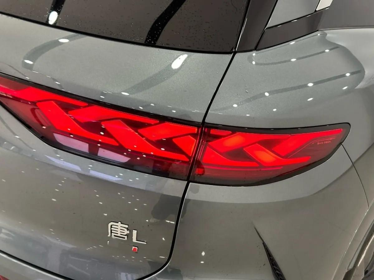 2025 BYD TangL 1.5T 156HP L4 E-CVT PHEV image 5
